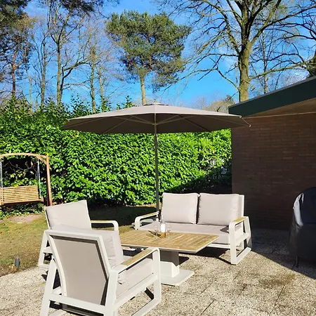 In Rustgevende Omgeving Inclusief Jacuzzi